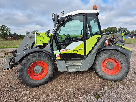 CLAAS Scorpion 756 VP 2 of 12