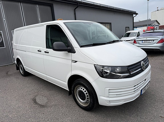 Volkswagen Transporter 7 of 12