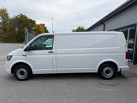 Volkswagen Transporter 2 of 12