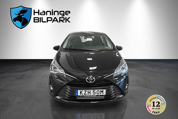 Toyota Yaris 3 of 24