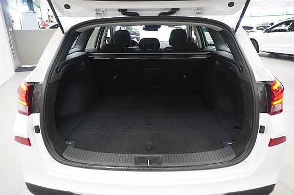 Hyundai i30 11 of 12