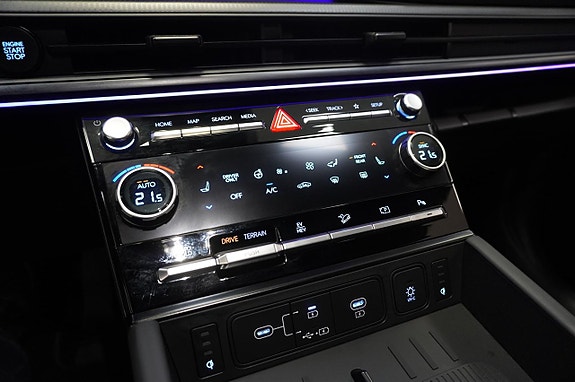 Hyundai Santa Fe 5 of 25