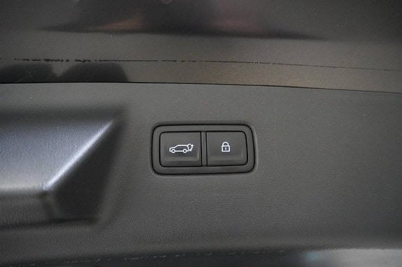 Hyundai Santa Fe 22 of 25