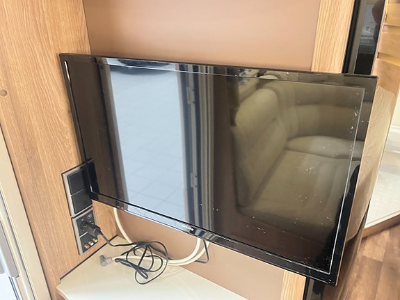 Kabe CLASSIC 470 XL KS (ALDE+Markis+Vintertält+1 350kg) 19 of 21