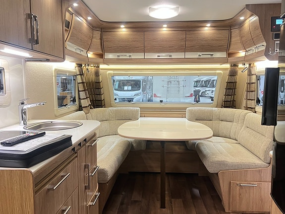 Kabe CLASSIC 470 XL KS (ALDE+Markis+Vintertält+1 350kg) 12 of 21