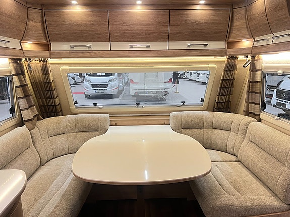 Kabe CLASSIC 470 XL KS (ALDE+Markis+Vintertält+1 350kg) 11 of 21