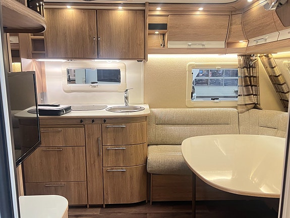 Kabe CLASSIC 470 XL KS (ALDE+Markis+Vintertält+1 350kg) 9 of 21