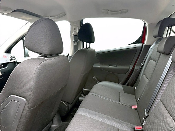Peugeot 207 9 of 15