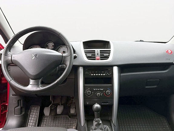 Peugeot 207 10 of 15