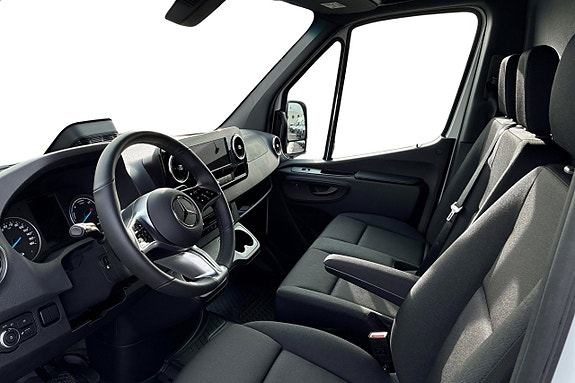 Mercedes-Benz eSprinter 314 10 of 18