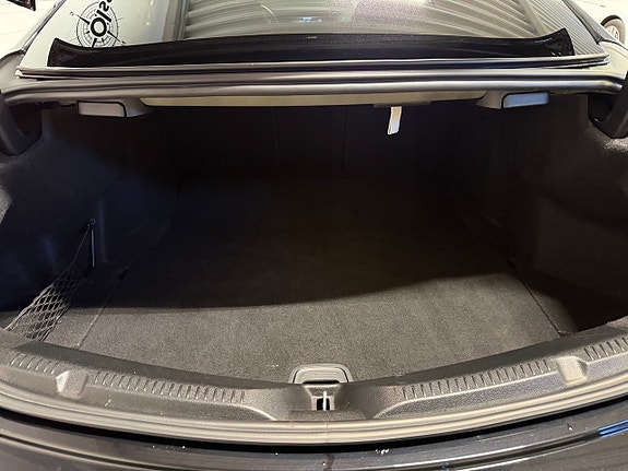 Mercedes-Benz E 220 d 10 of 21