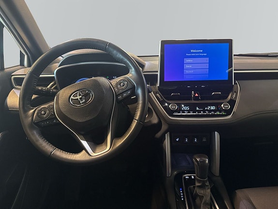 Toyota Corolla Cross 9 of 15