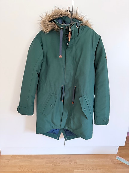 Product image 1 of 4