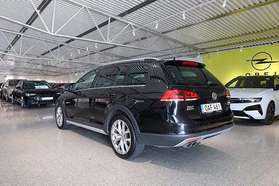 Volkswagen Golf I 27 of 28