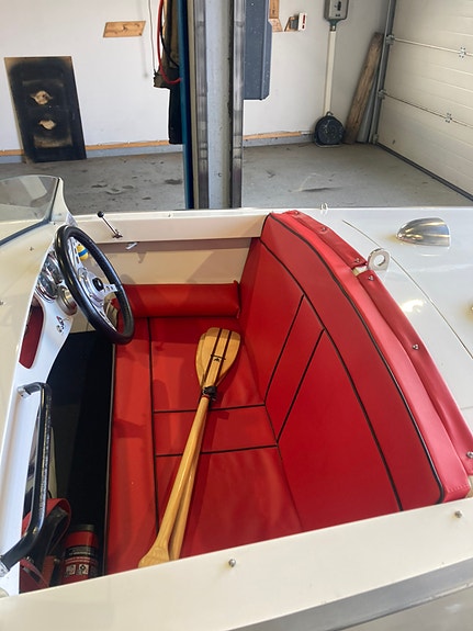 Albatross Runaboat Lotus 9 of 10