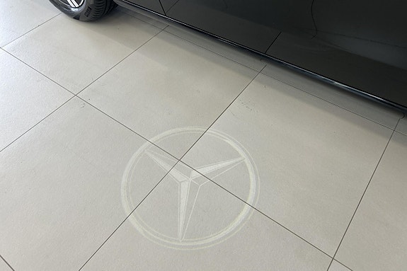 Mercedes-Benz C300 21 of 30