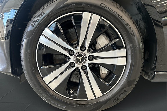 Mercedes-Benz C300 22 of 30