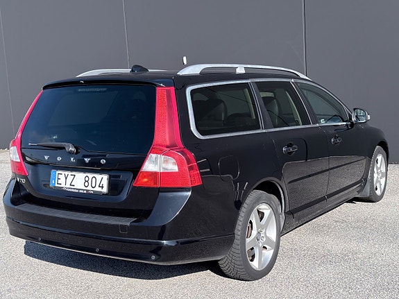 Volvo V70 4 of 7