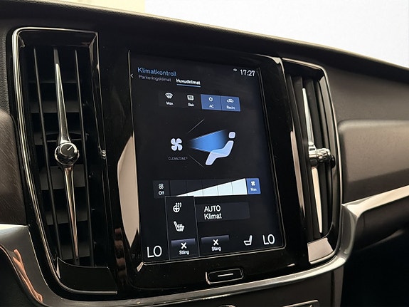 Volvo V90 Cross Country 21 of 30