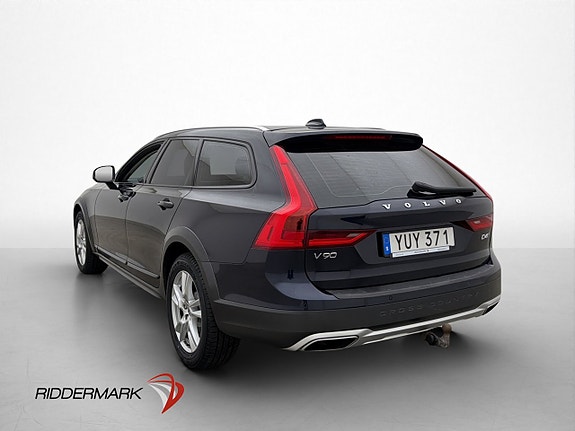 Volvo V90 Cross Country 6 of 30