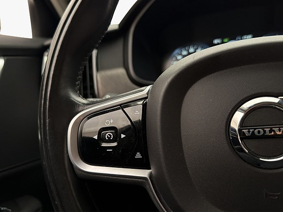 Volvo V90 Cross Country 13 of 30