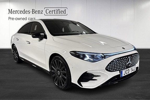 Mercedes-Benz CLA350 2 of 19