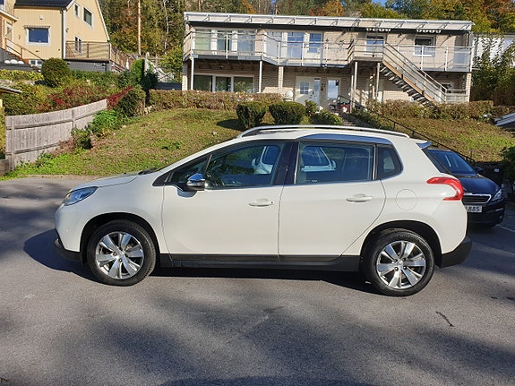 Peugeot 2008 8 of 18