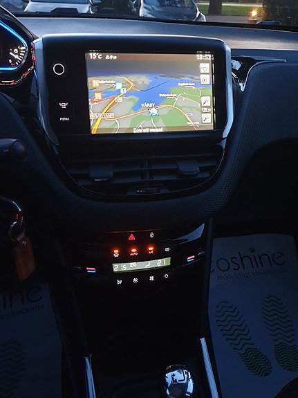 Peugeot 2008 17 of 18
