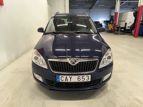 Skoda Roomster 2 of 10
