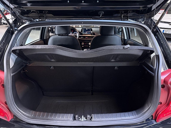Kia Picanto 12 of 13