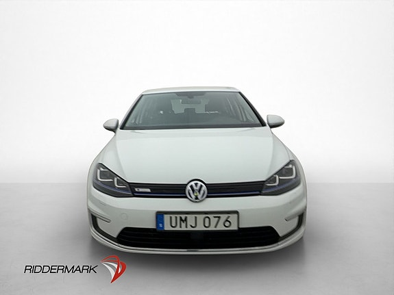 Volkswagen e-Golf VII 2 of 23