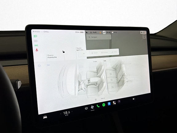 Tesla Model Y 22 of 29
