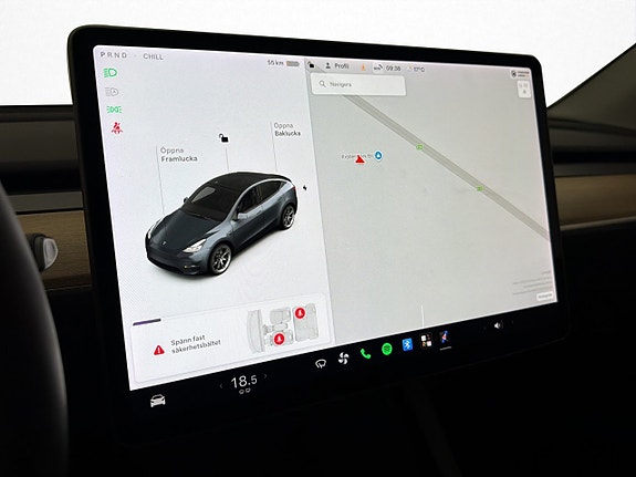 Tesla Model Y 19 of 29