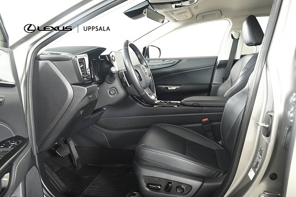 Lexus NX450h+ 6 of 16