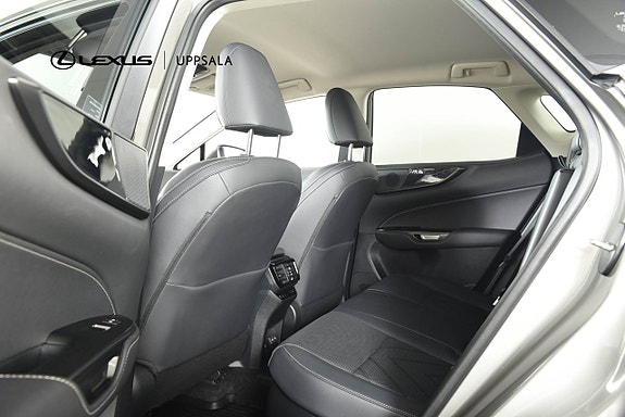 Lexus NX450h+ 7 of 16