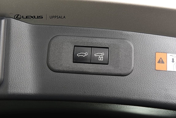 Lexus NX450h+ 10 of 16