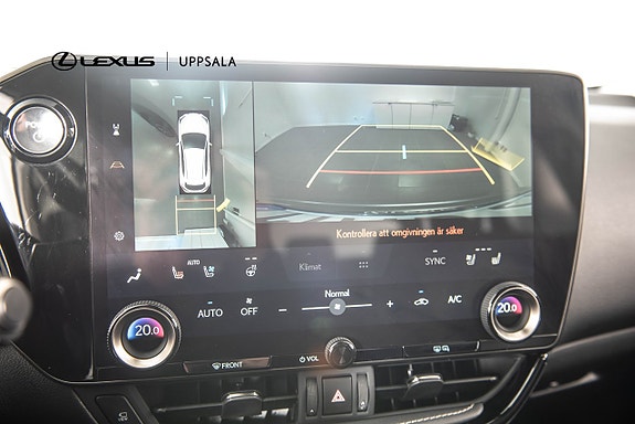 Lexus NX450h+ 15 of 16