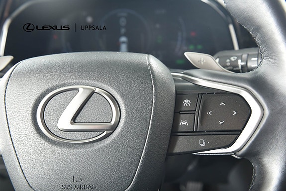 Lexus NX450h+ 13 of 16