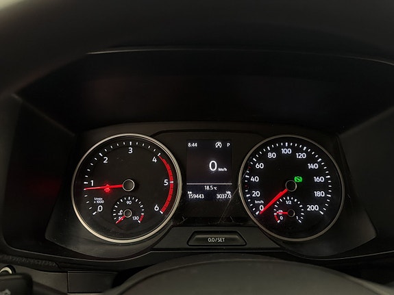Volkswagen Crafter 17 of 24