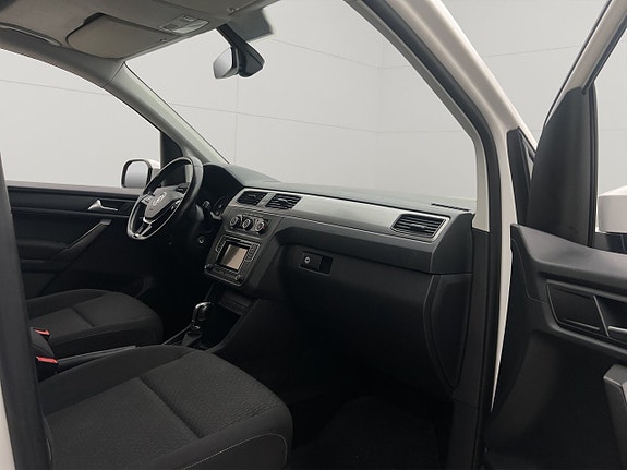 Volkswagen Caddy Maxi 22 of 24