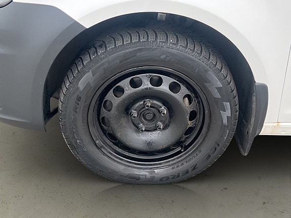 Volkswagen Caddy Maxi 23 of 24