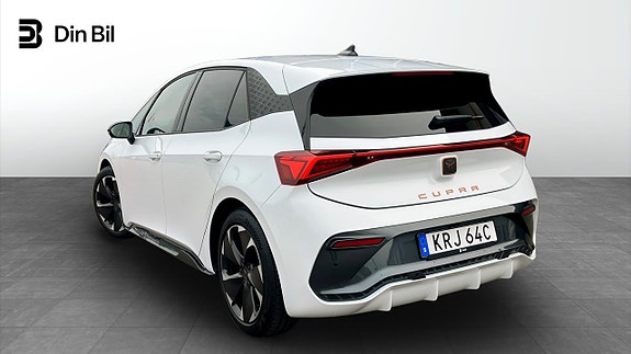 Cupra Born 3 of 12