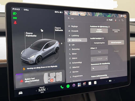 Tesla Model Y 23 of 30