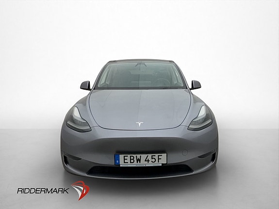 Tesla Model Y 3 of 30