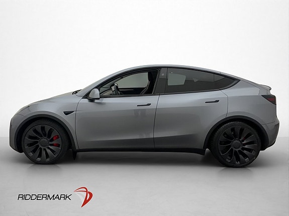 Tesla Model Y 5 of 30