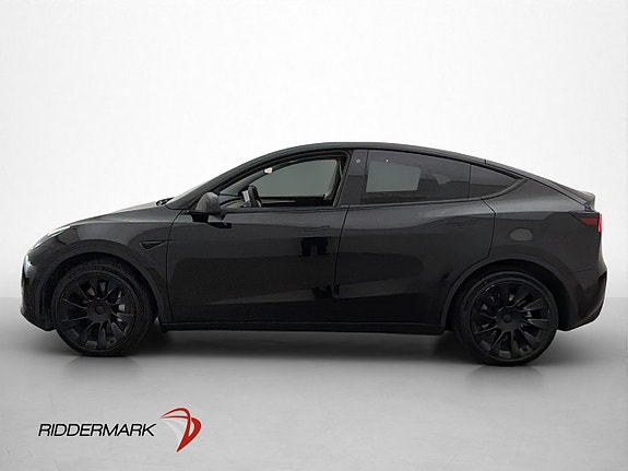 Tesla Model Y 5 of 30