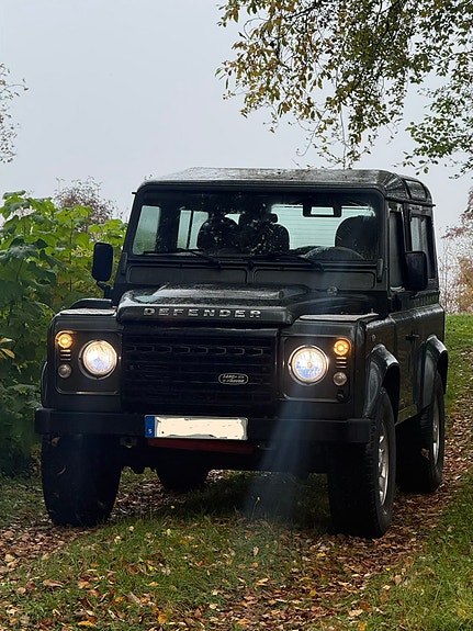 Land Rover Defender 90