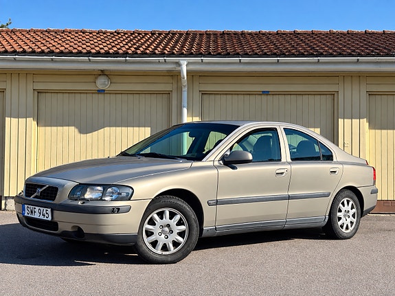 Volvo S60 4 of 9