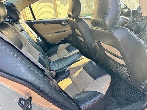 Volvo S60 6 of 9