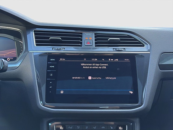 Volkswagen Tiguan Allspace 18 of 25
